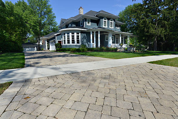 Best Driveway Resurfacing Pavers  in Savanna, IL